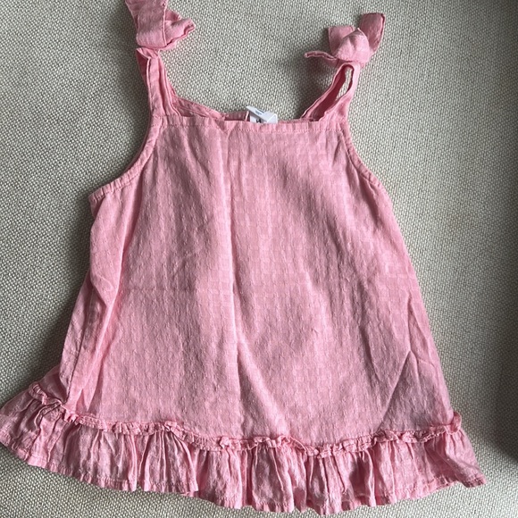 Set of 2 Size 2 baby Gap Tanks - Picture 5 of 8